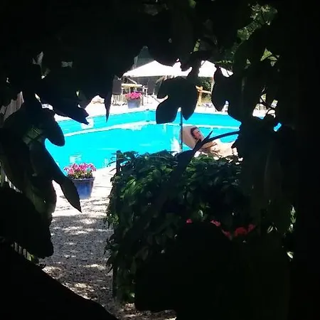 La Farfalla * Pietralunga (Umbria)