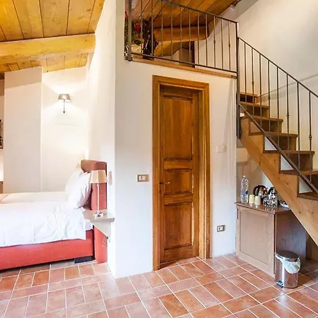 Country House La Farfalla * Pietralunga (Umbria)